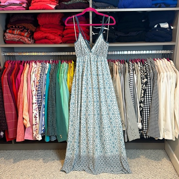 Lovestitch blue/teal/white print sleeveless v neck maxi dress size M - Picture 1 of 4